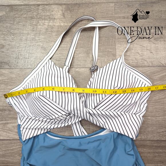 Eomenie Cross Front Cut Out One Piece Swimsuit Size L - Picture 5 of 7